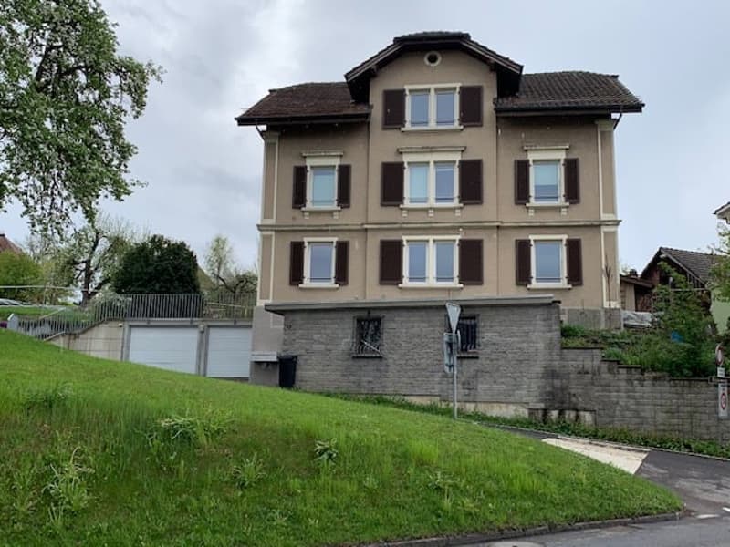 Hübsche 4.5 Zimmerwohnung mit schöner Tessinerlaube (10)