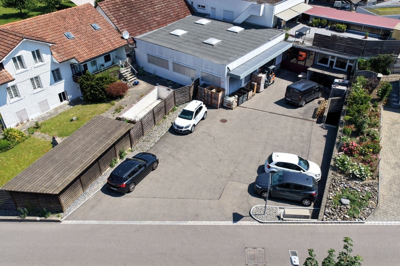 Raffinierte Werkstatt-, Büro- und Lagerflächen – ca. 1'000 m² (6)