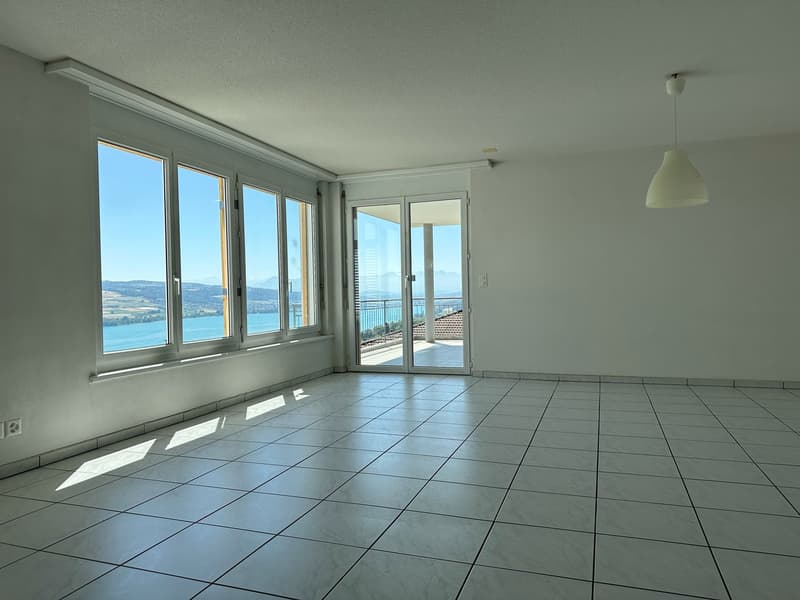 4,5 Zi-Wohnung mit Top See- und Alpensicht! (4)