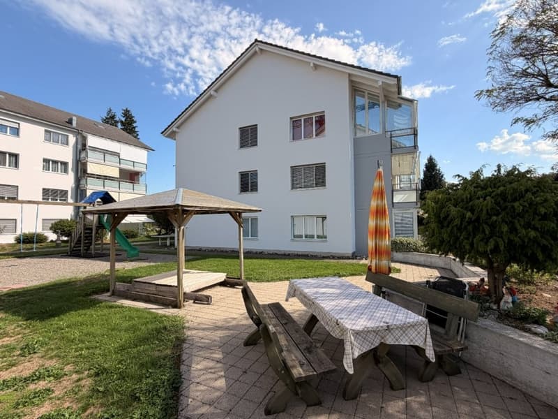 Ruhig wohnen und zentral leben – attraktive 4.5-Zimmer-Erdgeschosswohnung (1)