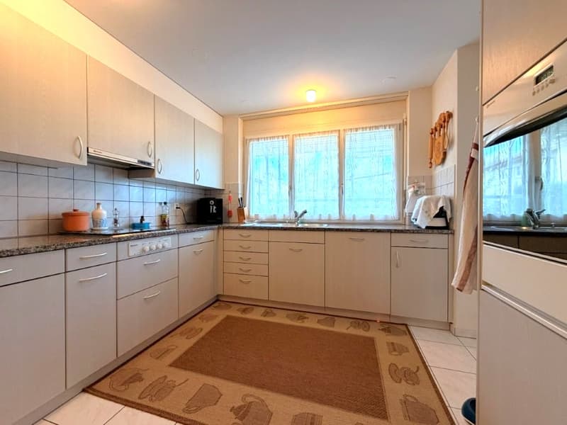 Ruhig wohnen und zentral leben – attraktive 4.5-Zimmer-Erdgeschosswohnung (2)