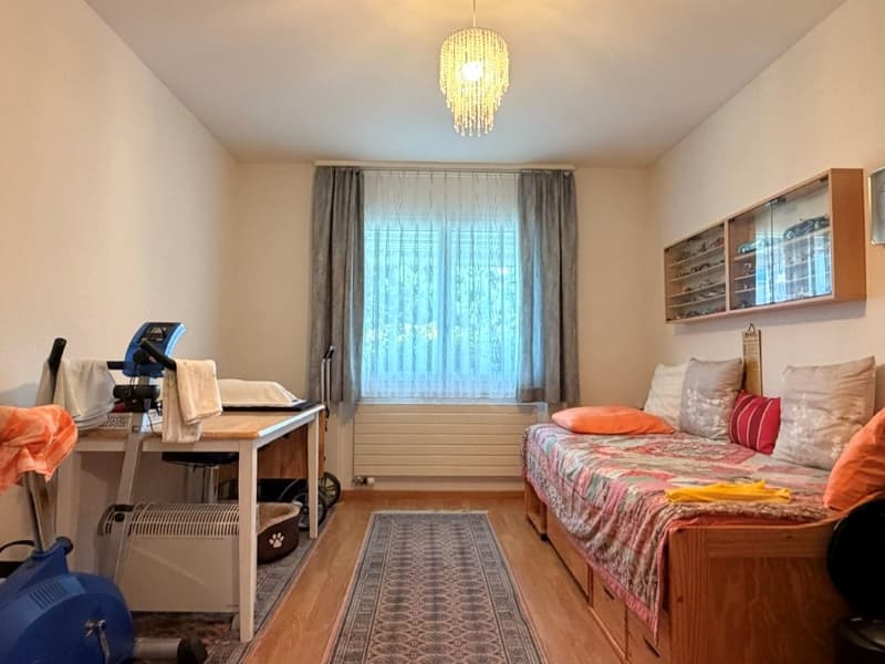 Ruhig wohnen und zentral leben – attraktive 4.5-Zimmer-Erdgeschosswohnung (10)