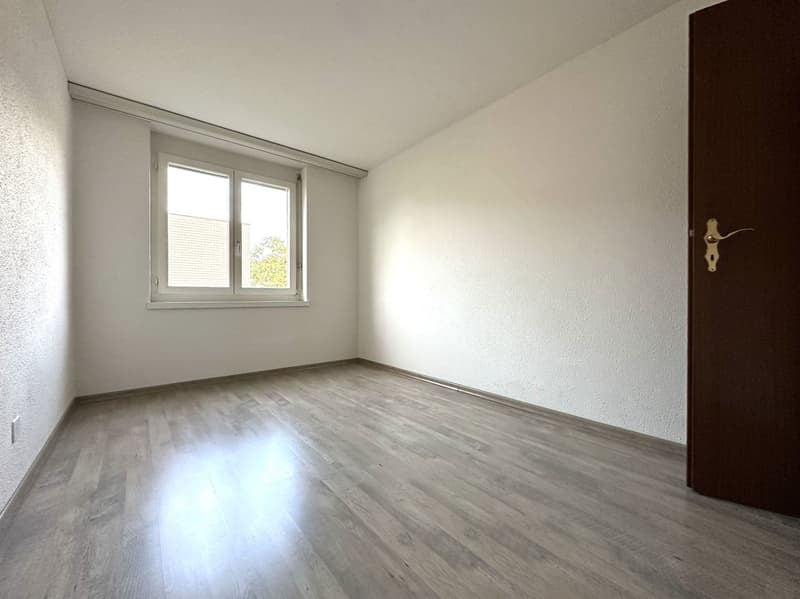 Gepflegte 3.5-Zimmer-Wohnung in Reinach – Sofort verfügbar! (4)