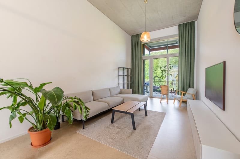 Wohnen auf mehreren Ebenen - Attraktive 5.5-Zimmer-Wohnung mit Balkon (2)