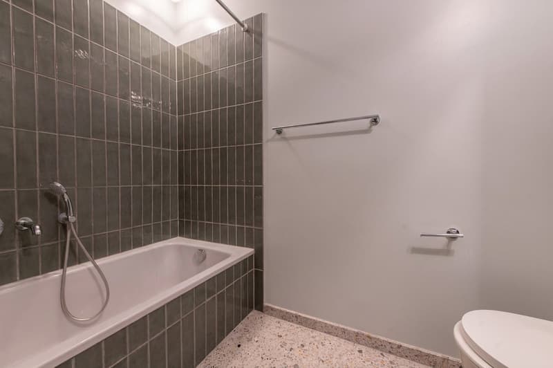 Wohnen auf mehreren Ebenen - Attraktive 5.5-Zimmer-Wohnung mit Balkon (13)