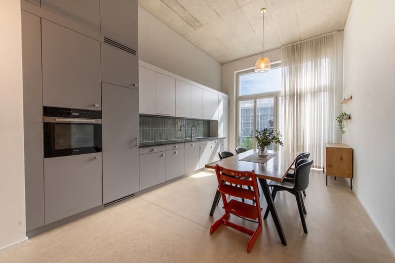 Wohnen auf mehreren Ebenen - Attraktive 5.5-Zimmer-Wohnung mit Balkon (5)