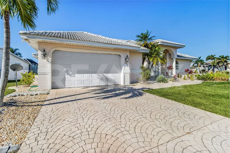 Florida-Traumhaus mit Meerzugang Schweizer Chancen direkt am Wasser! (7)