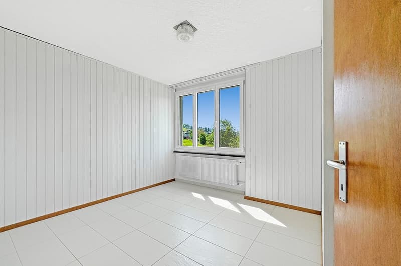 Zweifamilienhaus mit Pool und traumhaftem Garten an der Worble (11)