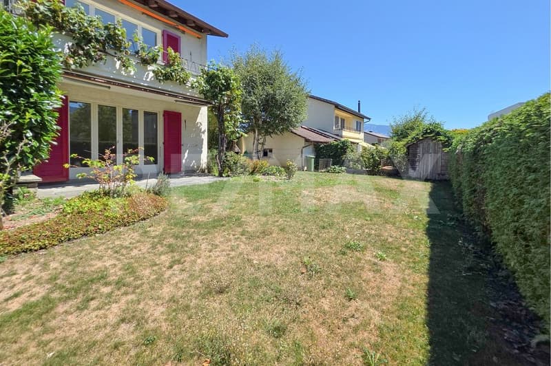 Ein Zuhause mit Perspektiven  Zweifamilienhaus an bevorzugter Wohnlage in Thun (3)