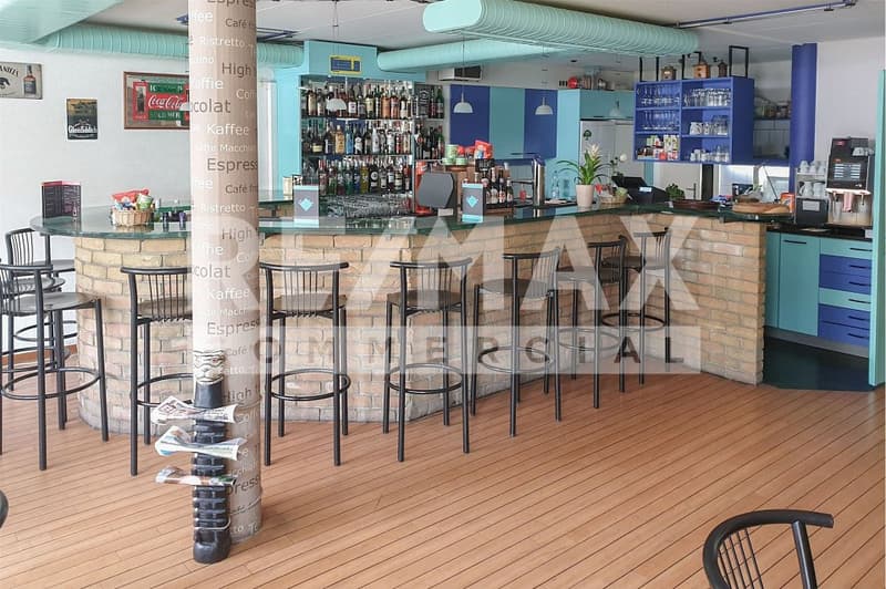 Café, Bar, Bistro mitten im schönen Toffen (3)