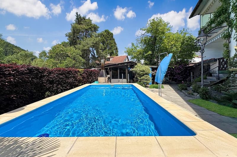 Zweifamilienhaus mit Pool und traumhaftem Garten an der Worble (2)