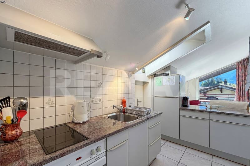 Sonnige 2½ - Zimmer Dachwohnung in Kandersteg (7)