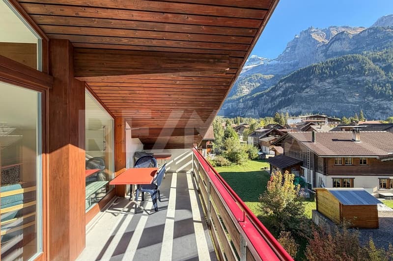Sonnige 2½ - Zimmer Dachwohnung in Kandersteg (6)