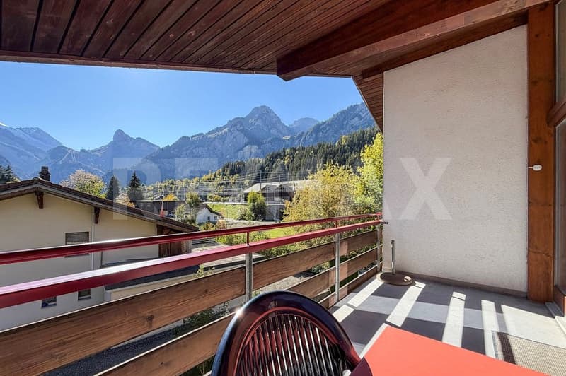Sonnige 2½ - Zimmer Dachwohnung in Kandersteg (3)
