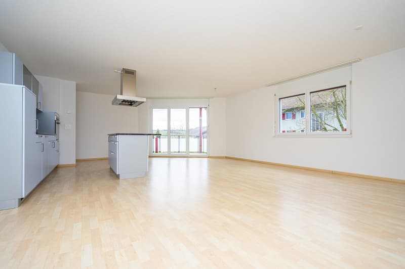 Charmante 4.5-Zimmer-Wohnung an ruhiger Lage in Worben – ab 1. Juli 2026 (4)