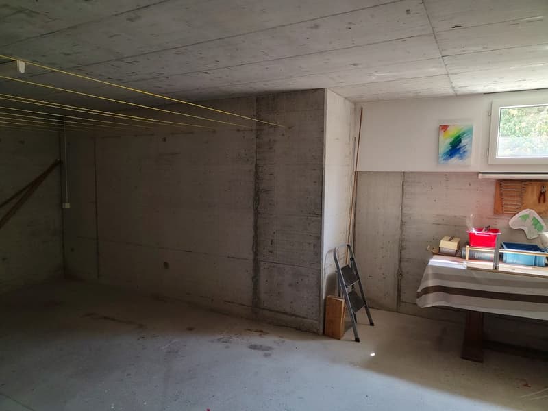 Geräumiges 7.5-Zimmer-Doppeleinfamilienhaus in Urtenen-Schönbühl (19)