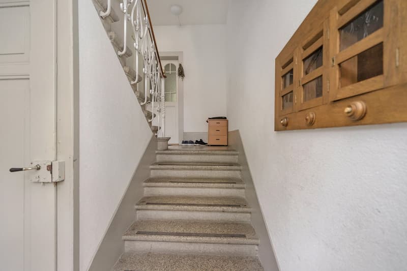 Sonnige 2.5-Zimmer-Wohnung mit Balkon im beliebten Weissenbühl-Quartier (6)