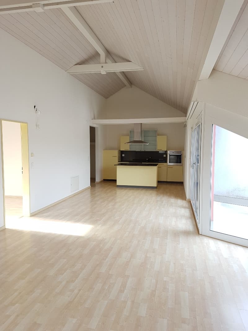 Charmante 3.5-Zimmer-Wohnung mit Balkon in Worben (2)