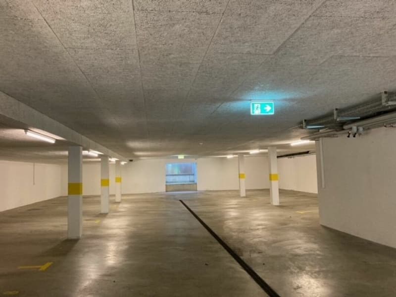 Tiefgaragenparkplätze / Tiefgaragenanteil zu vermieten (1)