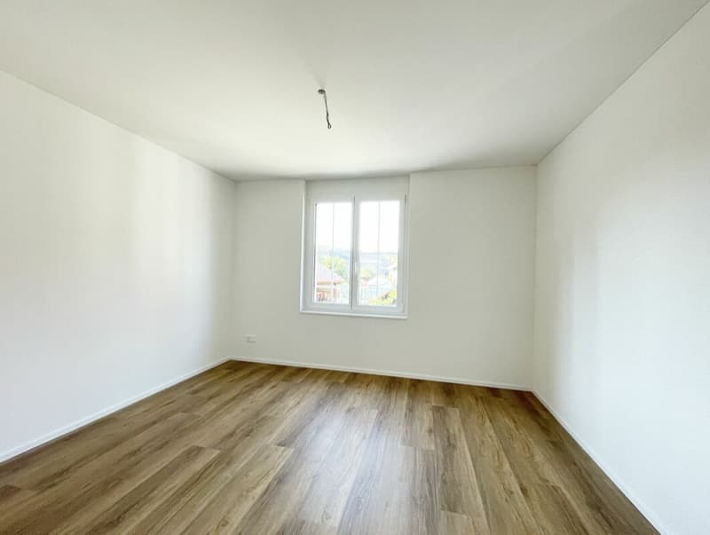 Helle, ruhige 4.5 Zi.-Wohnung mit mit grosszügigem Sitzplatz (9)