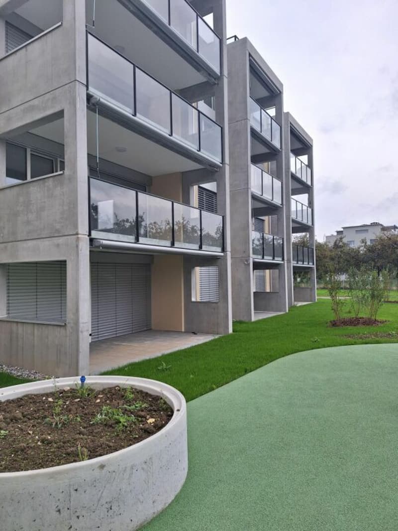 Helle 3.5 Zimmerwohnung mit grosszügigem Balkon (9)