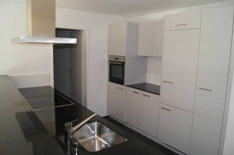 Schöne 3.5 Zimmerwohnung im 1. OG (4)
