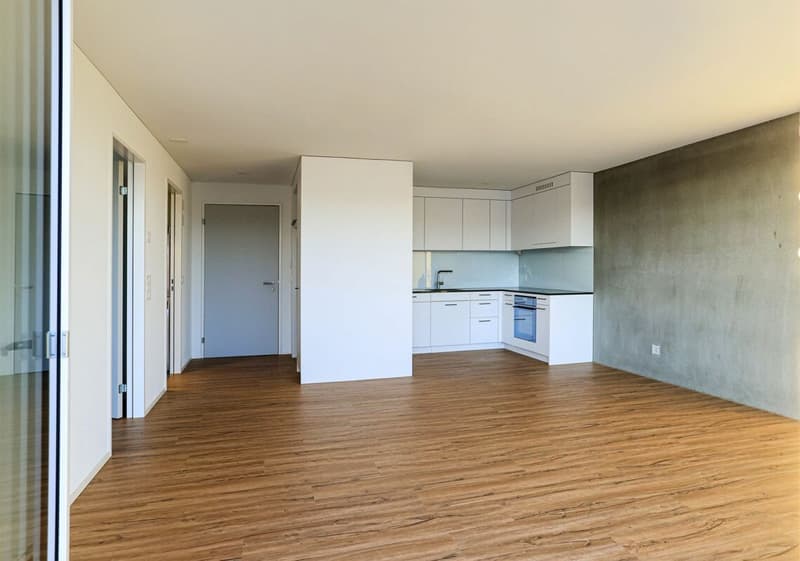 Attraktive 2.5-Zimmerwohnung mit komfortabler Loggia (6)