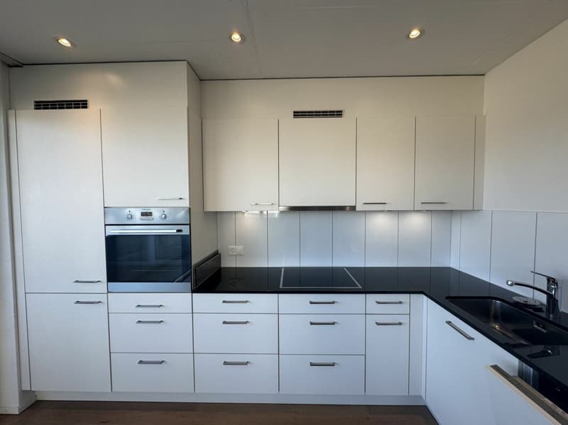 *gut gelegene 3.5 Zimmerwohnung zu vermieten* (2)