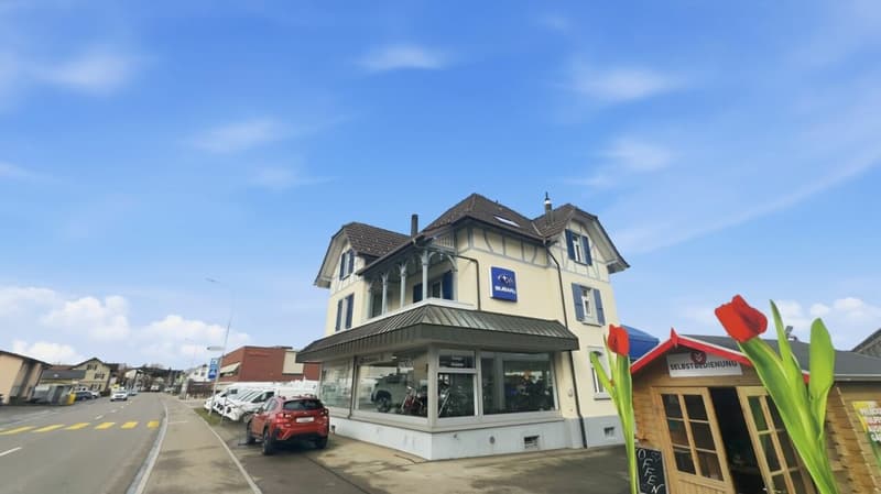 Charmante 3-Zimmer-Dachwohnung an zentraler Lage in Schwarzenbach zu vermieten (11)