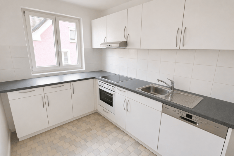 Geräumige 3.5 Zimmer-Wohnung an zentraler Lage (6)