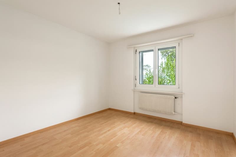 Grosszügige 5.5-Zimmer-Wohnung an ruhiger und familienfreundlicher Lage (5)