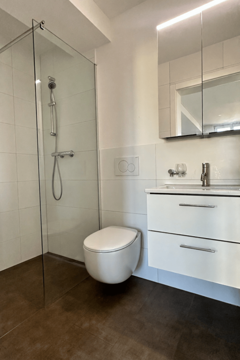 charmante 2.5 Zimmer-Whg. in stilvoller Stadtvilla mit Gartenzugang (5)
