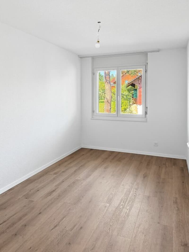 Helle 4.5-Zimmer-Wohnung mit Balkon in Walliswil b. Wangen (11)