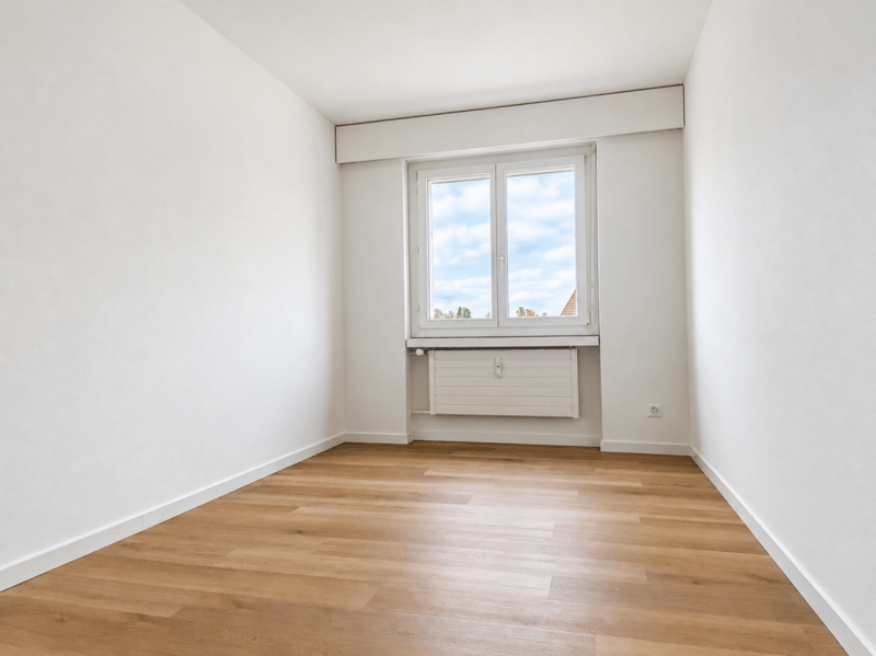 Geräumige und preiswerte 4.5 Zimmer-Wohnung (5)