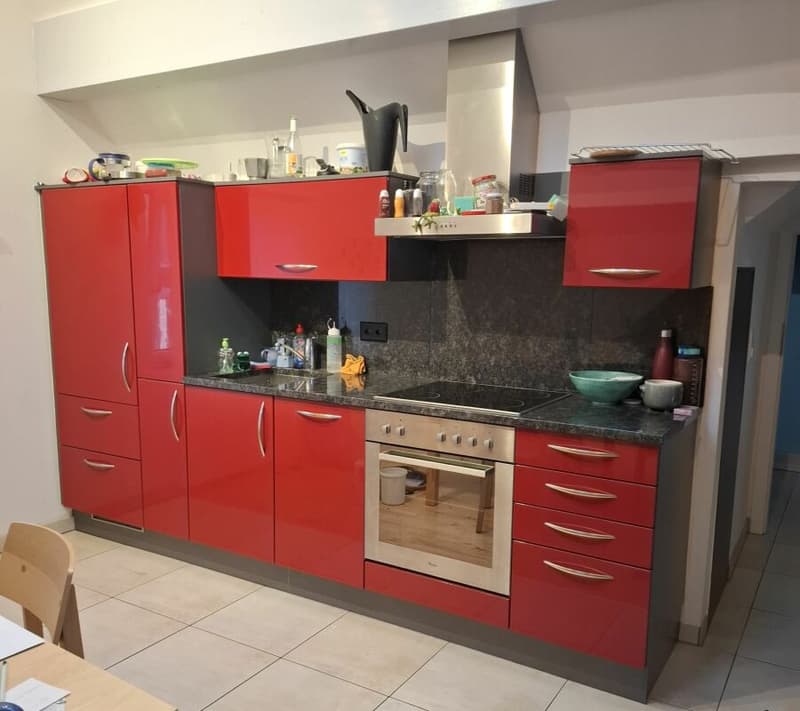 Moderne 1.5-Zimmer-Dachwohnung mit Galerie & Balkon (2)