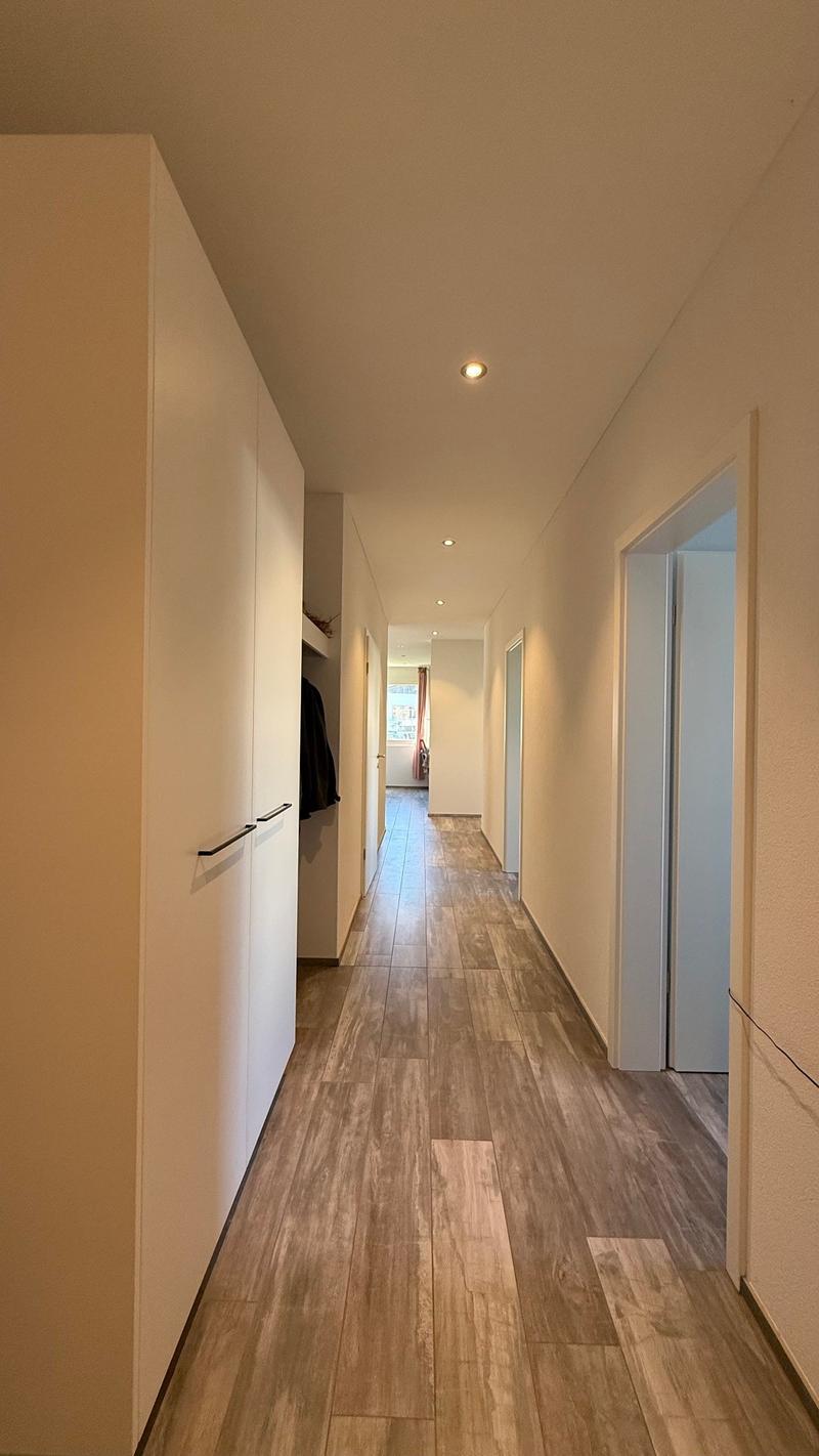 Moderne 4.5-Zimmer-Gartenwohnung (118 m²) mit 305 m² Privatgarten (12)