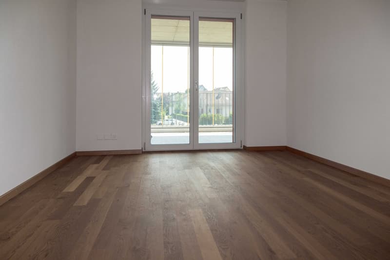 Helle 3.5-Zimmer-Wohnung mit grossem Balkon (3)