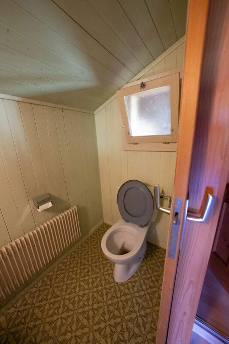 Zwei Wohnhäuser inklusive Atelier und Laden (30)