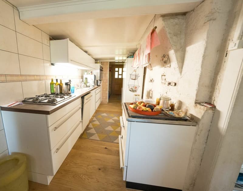 Zwei Wohnhäuser inklusive Atelier und Laden (18)