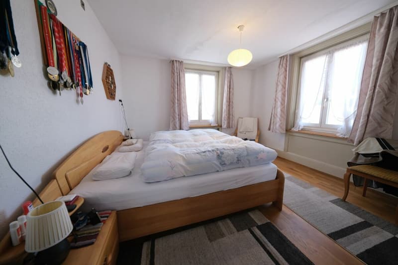 Appartement central de 5 pièces au 2e étage (13)