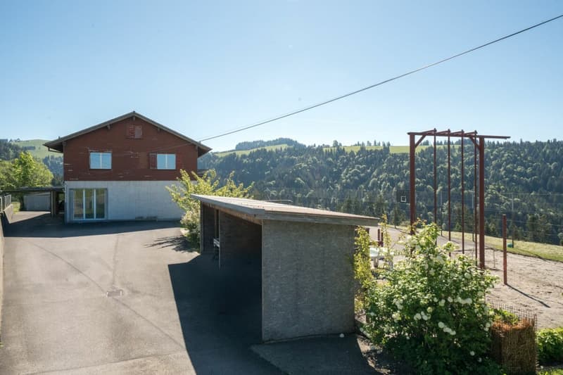 Ehemaliges Schulhaus Hindten (8)