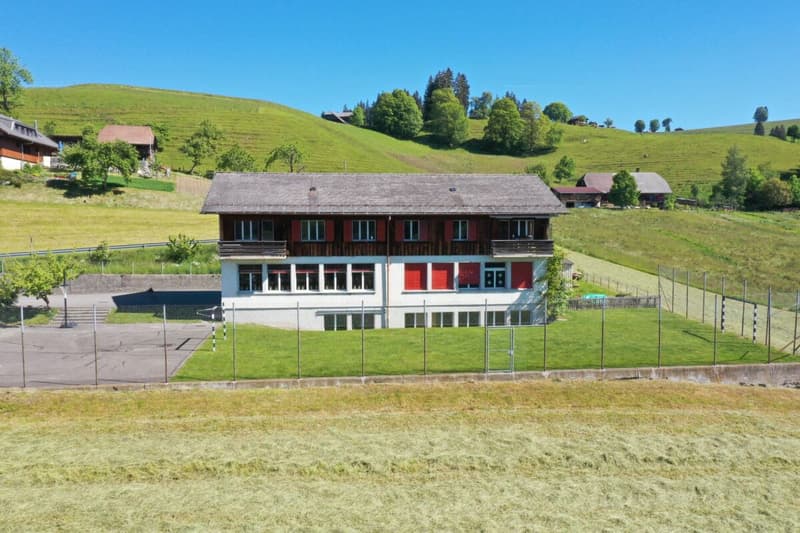 Ehemaliges Schulhaus Hindten (5)
