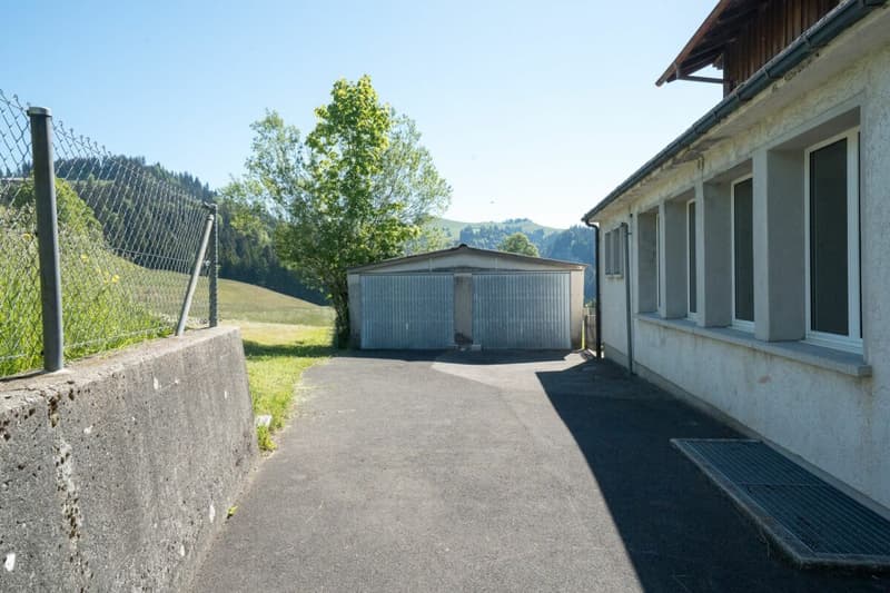 Ehemaliges Schulhaus Hindten (10)