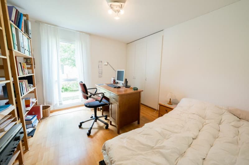 Grosszügige 4.5-Zimmerwohnung im Parterre (11)