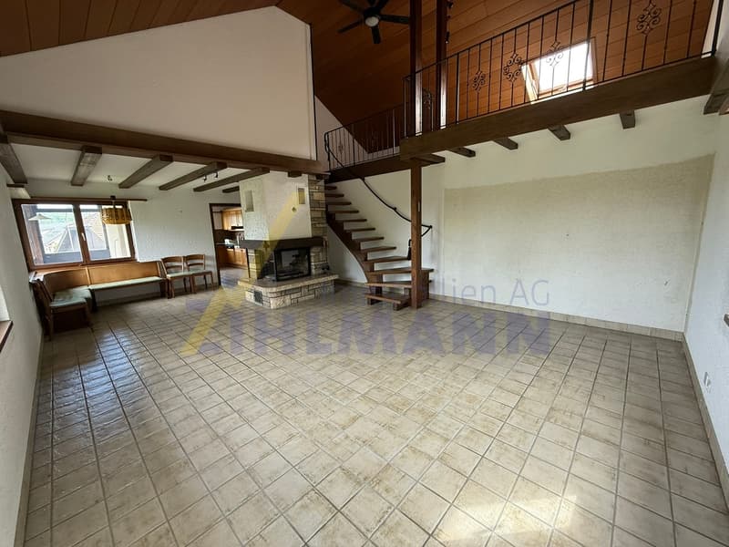 Charmantes, freistehendes 6.5-Zimmer Einfamilienhaus (6)