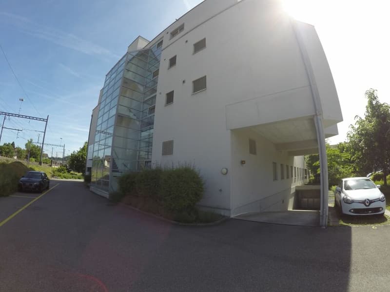Einstellhallenplatz Hauptstrasse 13 in Lyss (2)