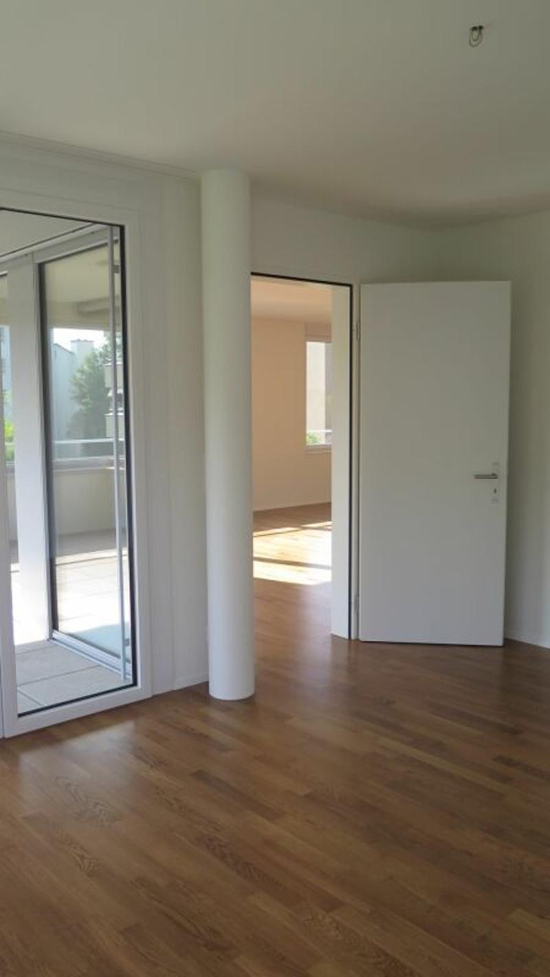 Wunderschöne und grosse 2.5-Zimmerwohnung - Alles nah - In der Stadt und im Grünen (9)