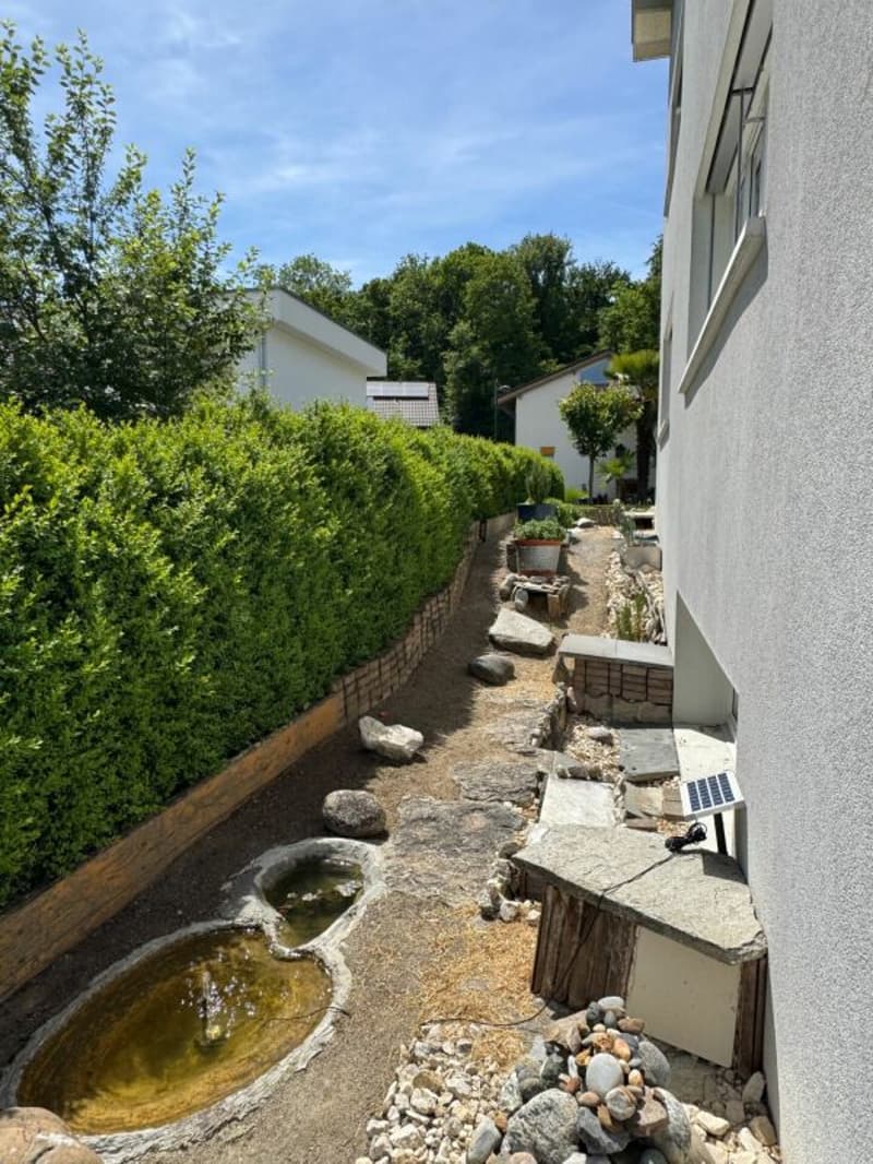 Freistehendes Einfamilienhaus an erhöhter und ruhiger Lage (14)