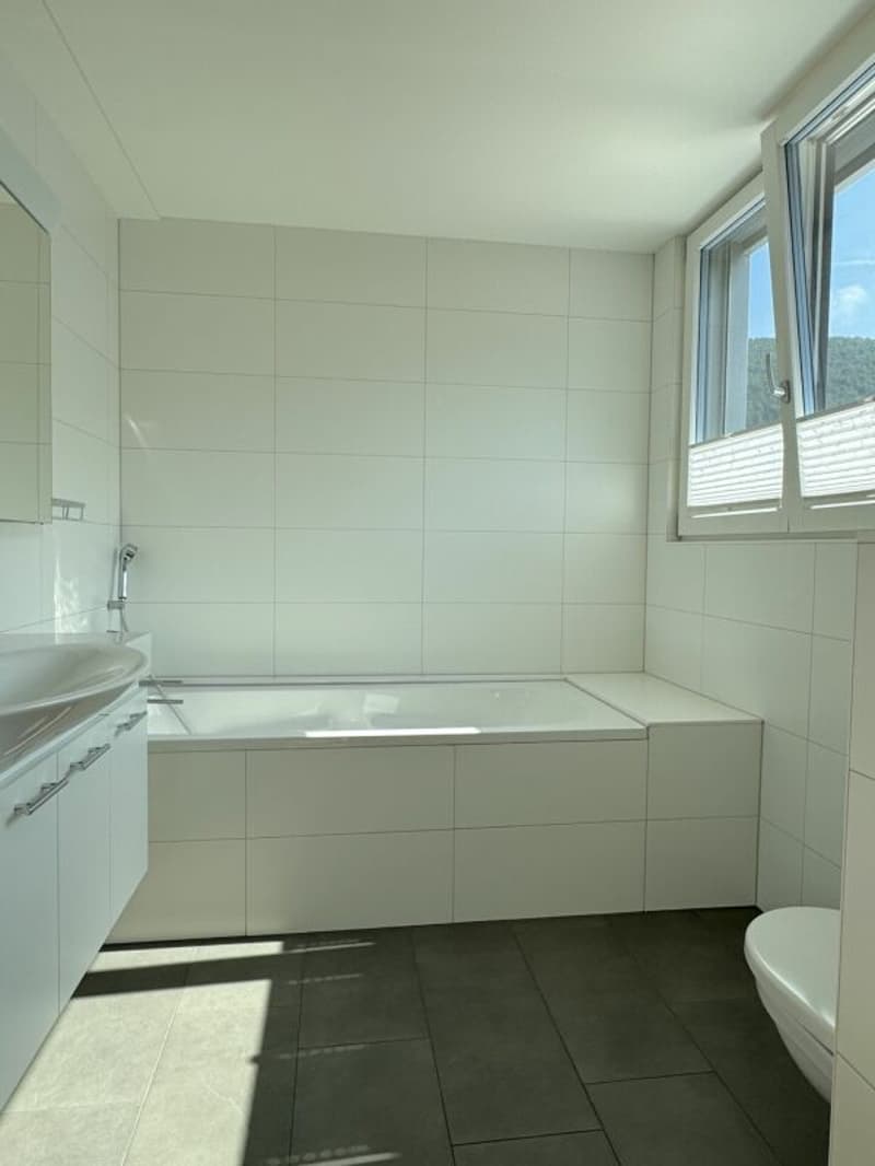Charmante und komfortable Maisonette-Dachwohnung mit fantastischer Weitsicht (10)