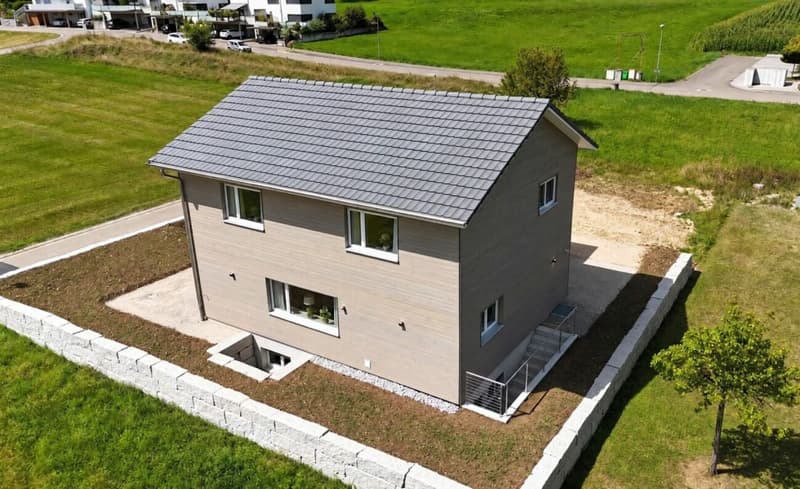 Modernes Einfamilienhaus mit hochwertigem Ausbau und intelligentem Loxone Smart  Home (2)